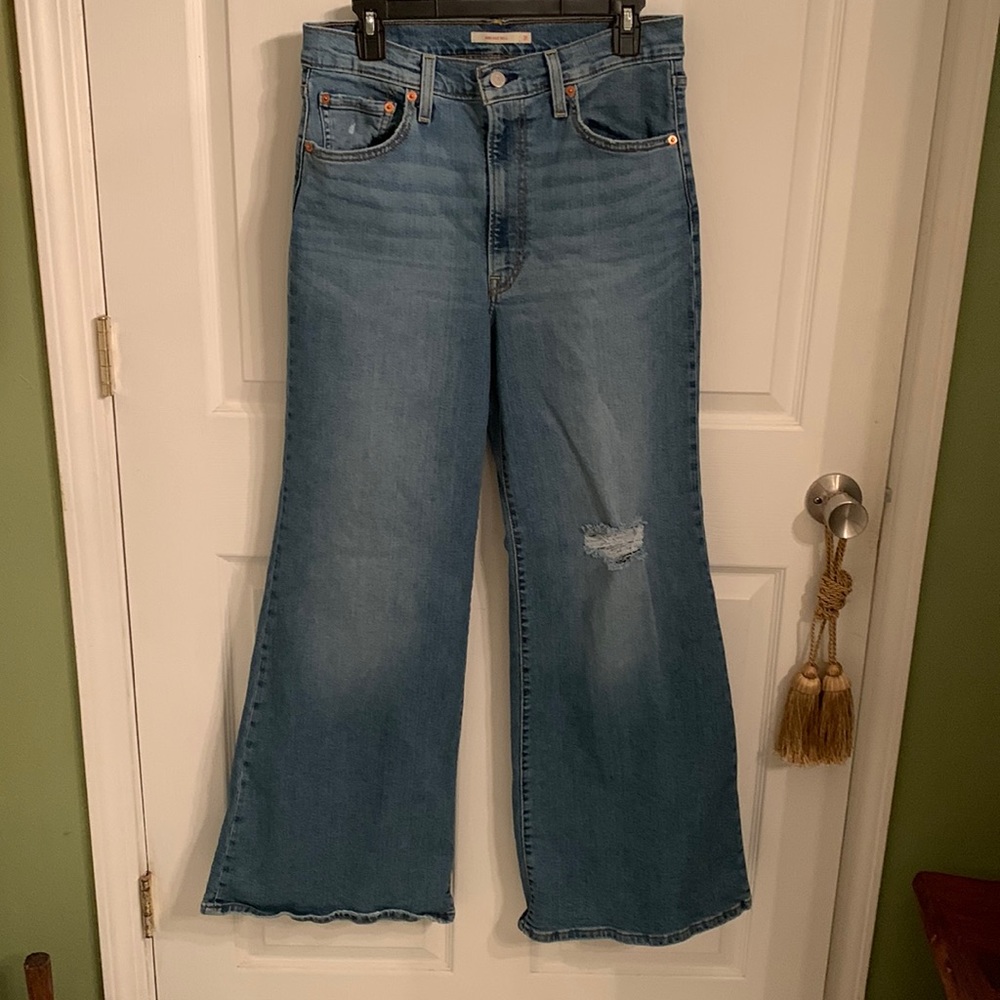 Levi Ribcage Jeans